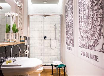 Hotel Soprarno Suites