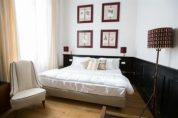 Hotel Soprarno Suites