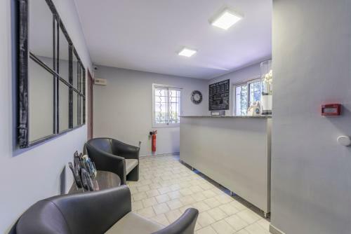 Hotel H�tel Du Rocher