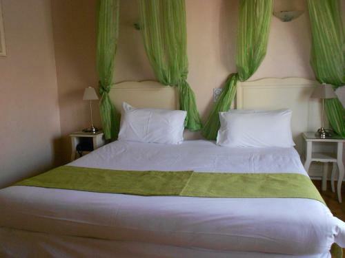 Hotel Le M�di�val