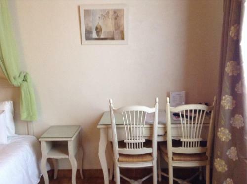Hotel Le M�di�val