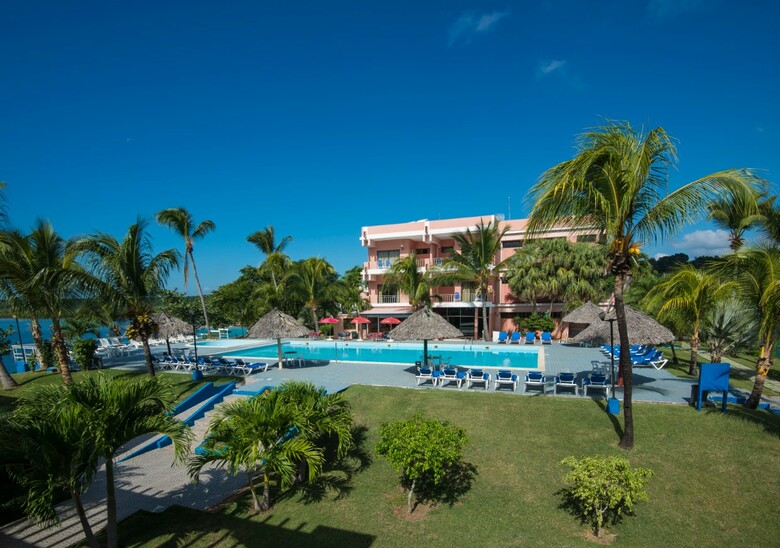 Hotel Faro De Luna
