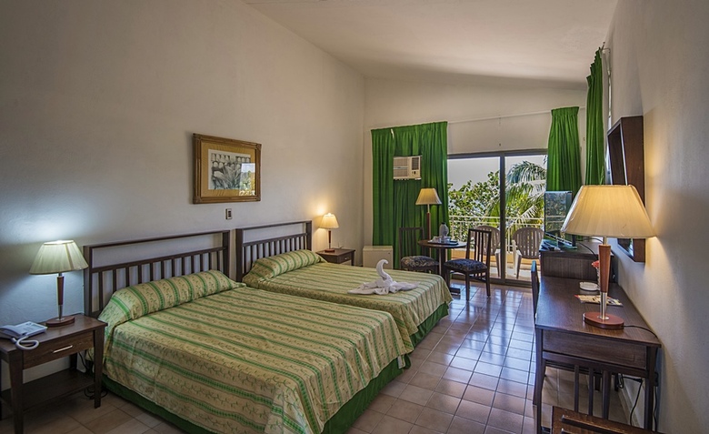 Hotel Faro De Luna
