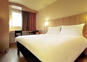 Hotel Ibis Nantes Centre Gare Sud