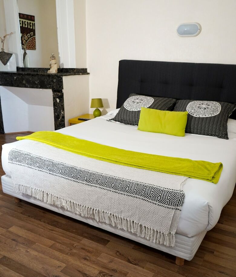 Hotel H�tel Croix Baragnon