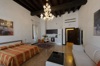 Ca Sant Angelo Apartments
