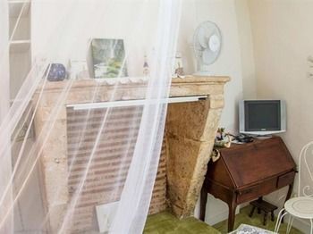 Bed & Breakfast Le Miroir Aux F�es