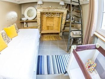 Bed & Breakfast Le Miroir Aux F�es