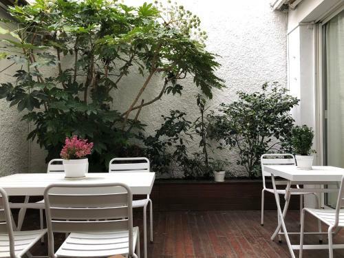 Bed & Breakfast Patio De L'intendance