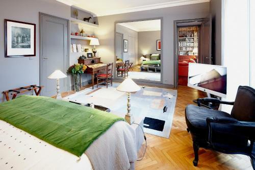 Bed & Breakfast Patio De L'intendance
