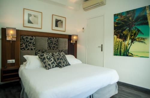 Hotel B Lodge