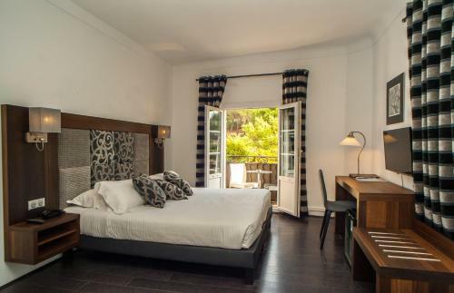 Hotel B Lodge