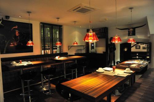 Hotel B Lodge