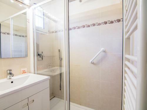 Holiday Home Les Parcs De Gassin IV Gassin