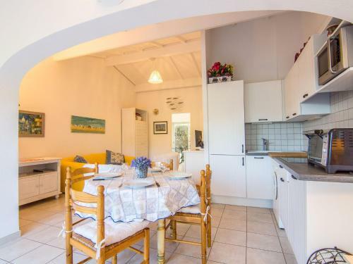 Holiday Home Les Parcs De Gassin IV Gassin