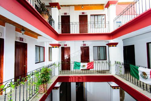 Hotel Plaza Conejo