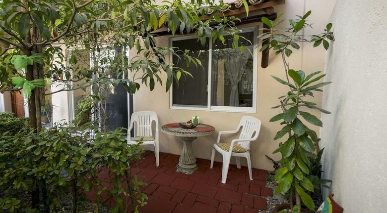 Canto Del Mar Hotel & Villas