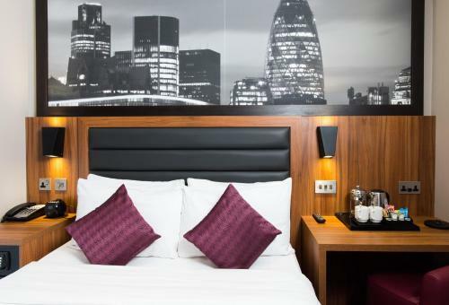 London Court Hotel