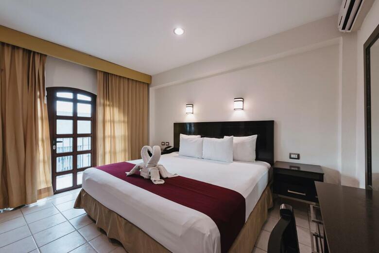 Hotel Colonial De M�rida