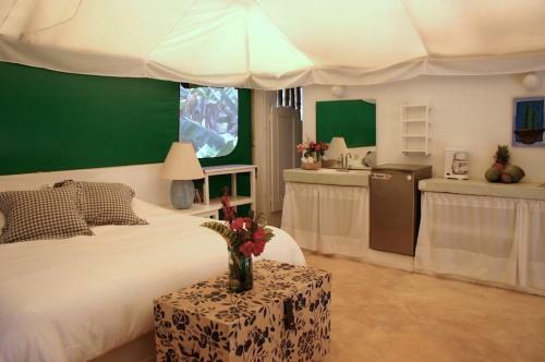 Hotel Bungalows Junto Al Rio