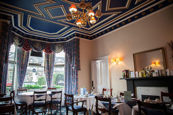 Hostal Alba Hills Guest House