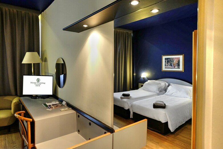 Hotel Touring