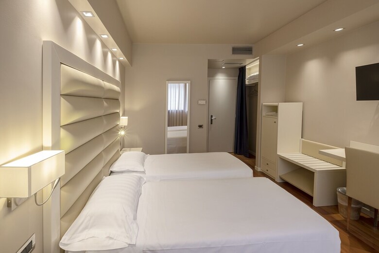 Hotel Touring