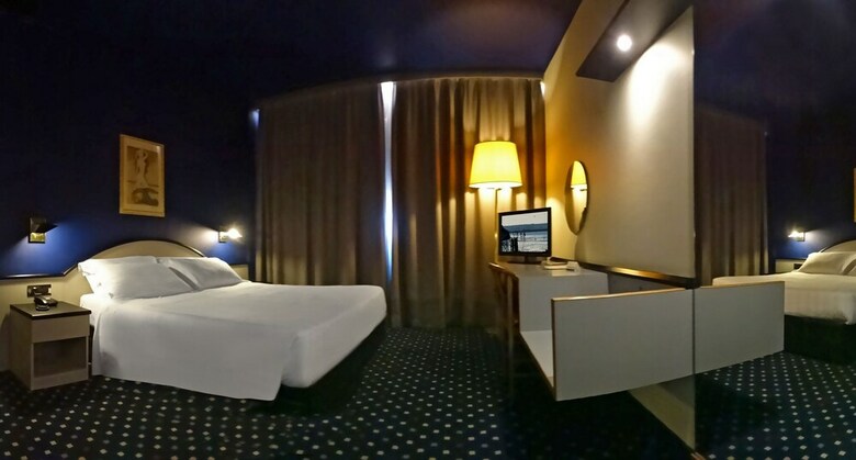 Hotel Touring