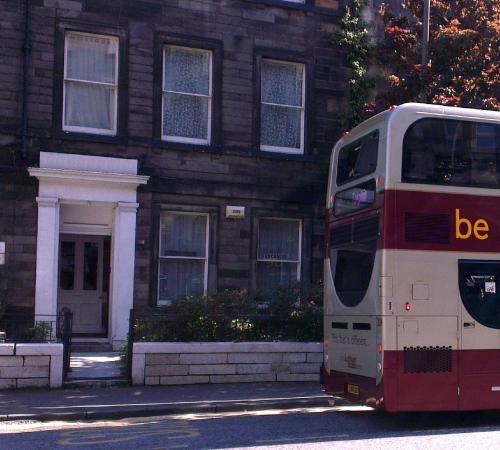 Hostal Valentine City Centre Guest House