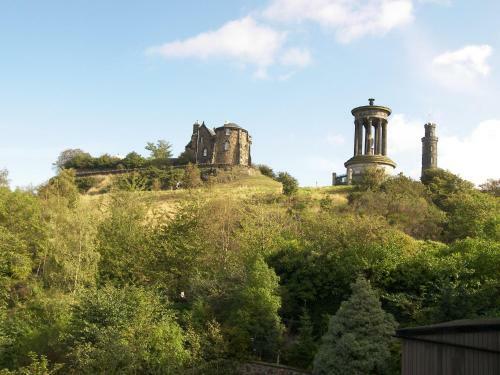 Calton Hill Apartment