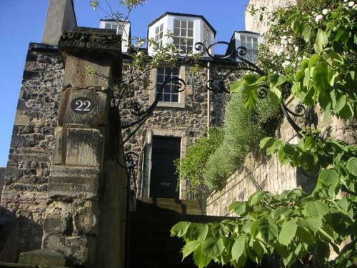 Calton Hill Apartment