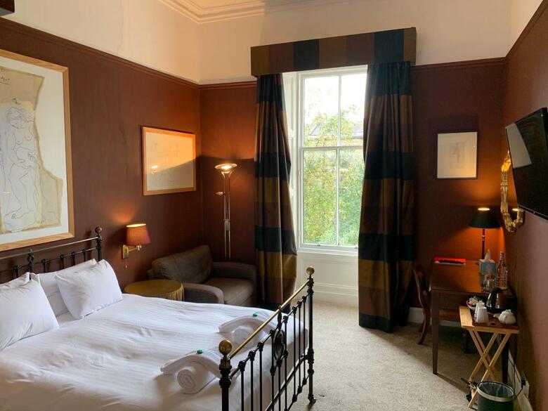 Hostal Southside Guest House