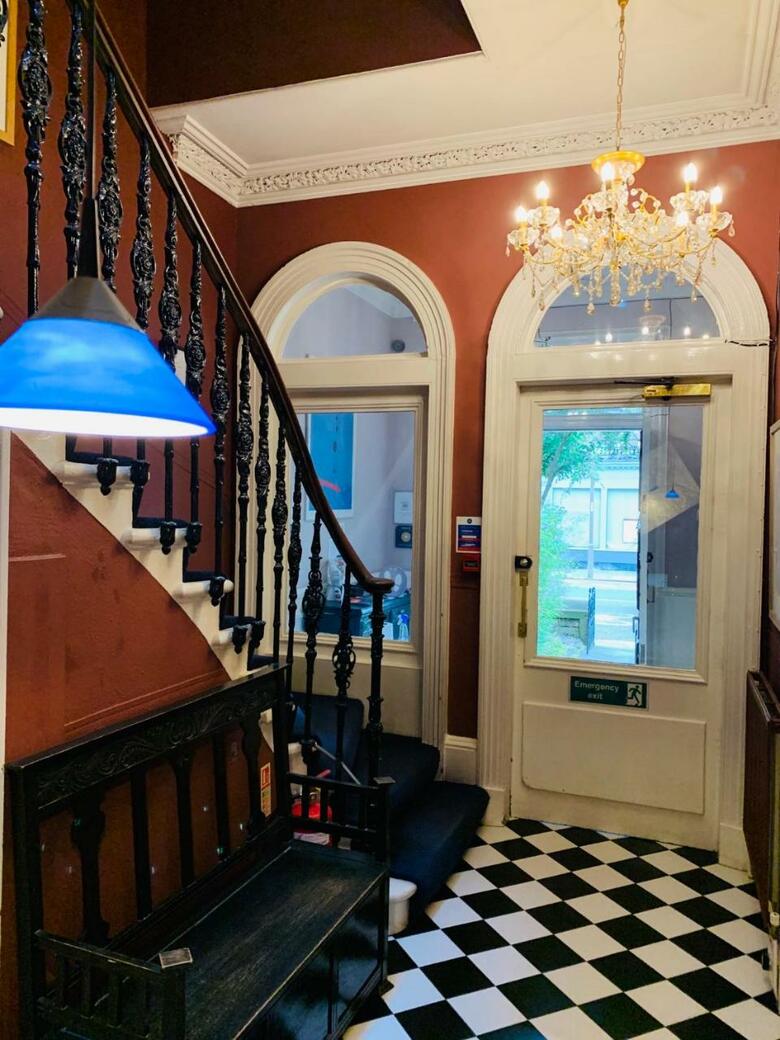 Hostal Southside Guest House