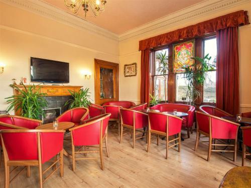 Cumberland Hotel