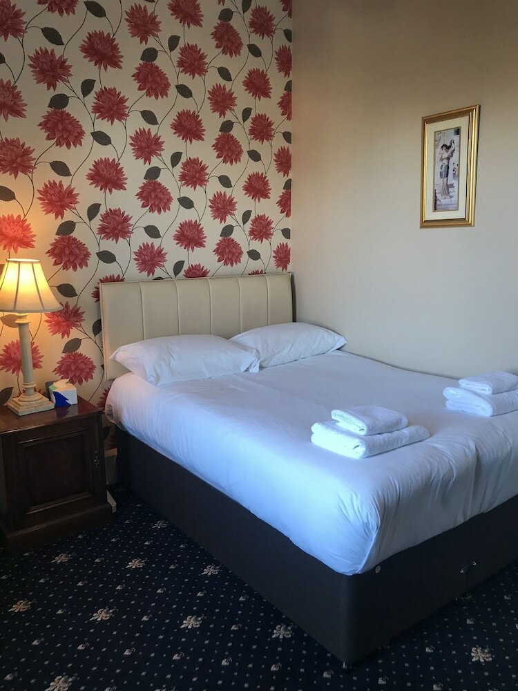 Hostal Alexander Guest House