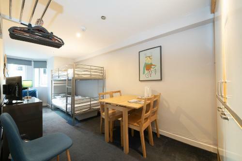 Hostal Edinburgh Caledonian Guesthouse