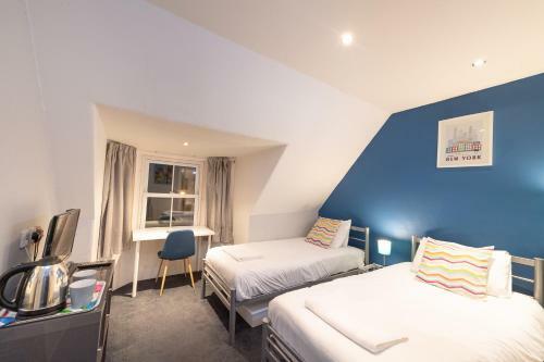 Hostal Edinburgh Caledonian Guesthouse