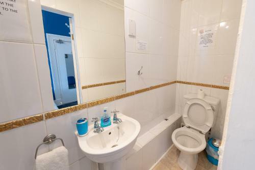 Hostal Edinburgh Caledonian Guesthouse