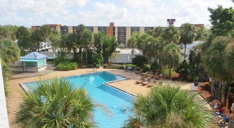 Hotel Monumental Movieland