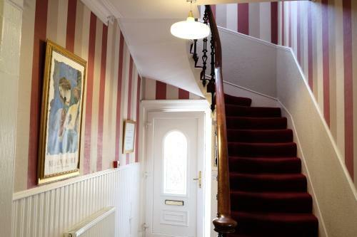Hostal Balmore Guest House