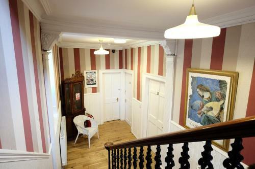 Hostal Balmore Guest House