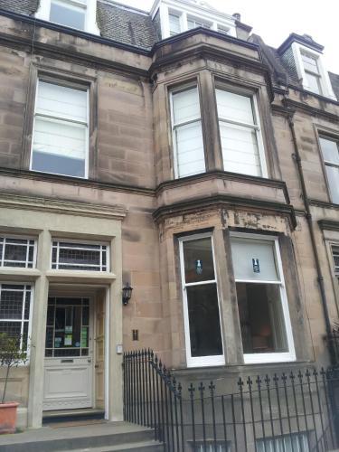 Hostal My Edinburgh Life