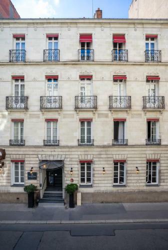 Hotel Voltaire Opera