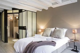 Hotel Voyage Desirable - La Nuit