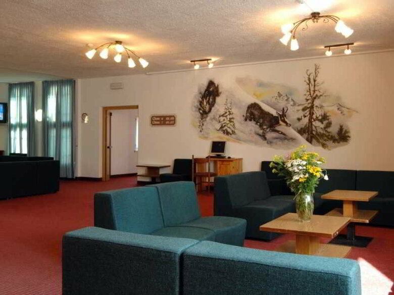 Alpen Village Hotel