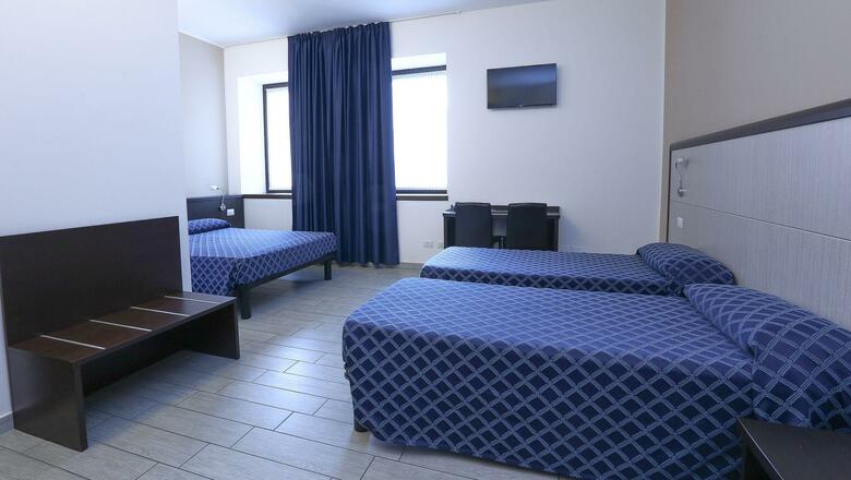 Esco Hotel