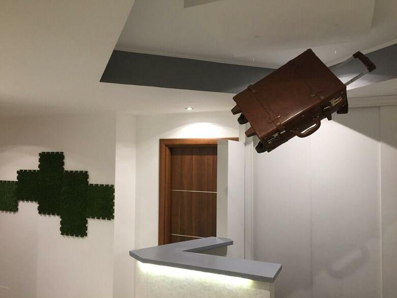 Esco Hotel