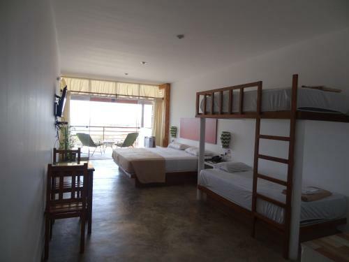 Akas Apartments