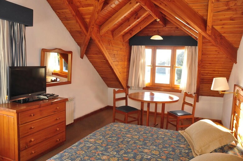 Hotel Apart Del Lago