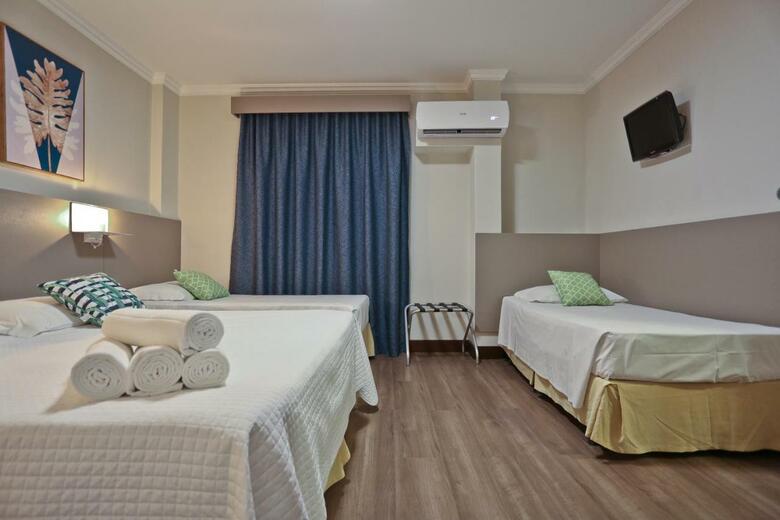 Sandri City Hotel